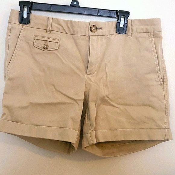 Banana Republic Pants - EUC Banana Republic shorts